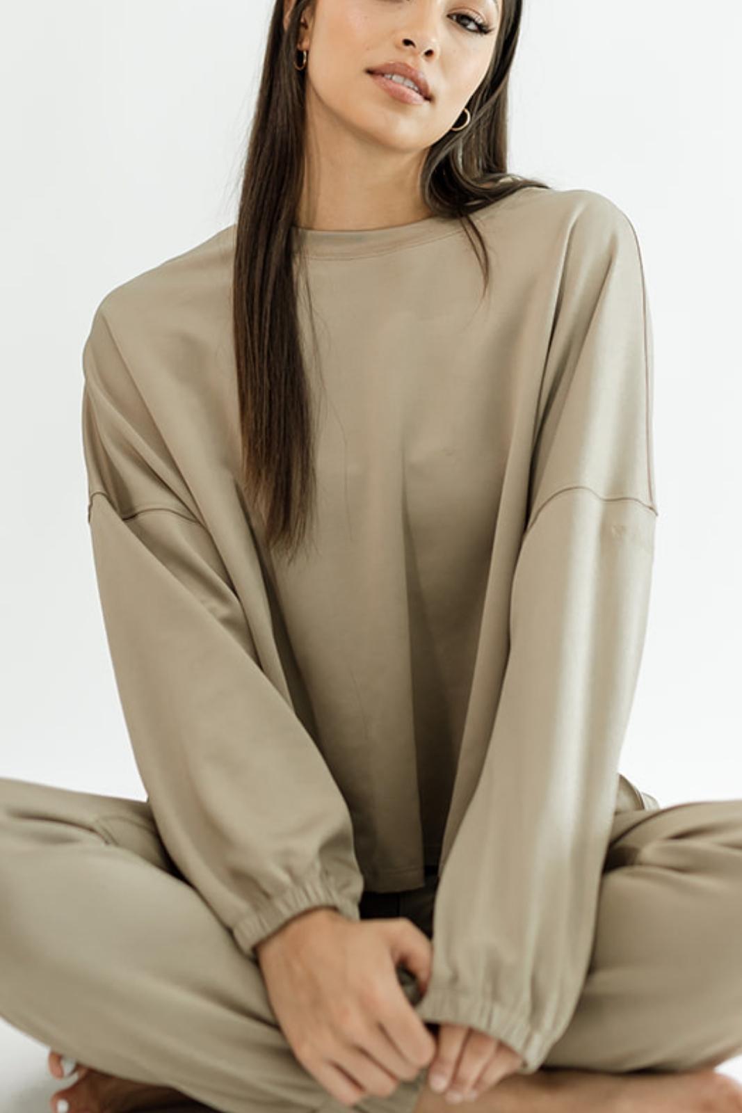 Jet Set Pullover